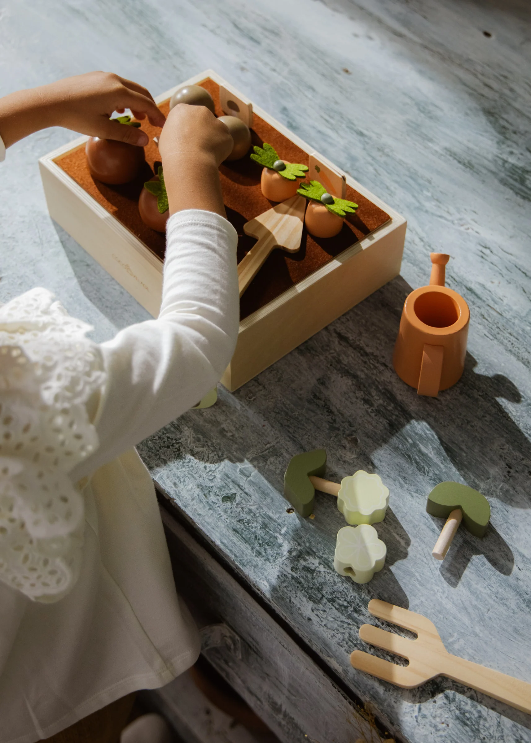 Coco Village Wooden Gardening Playset and Accessories - Image 7