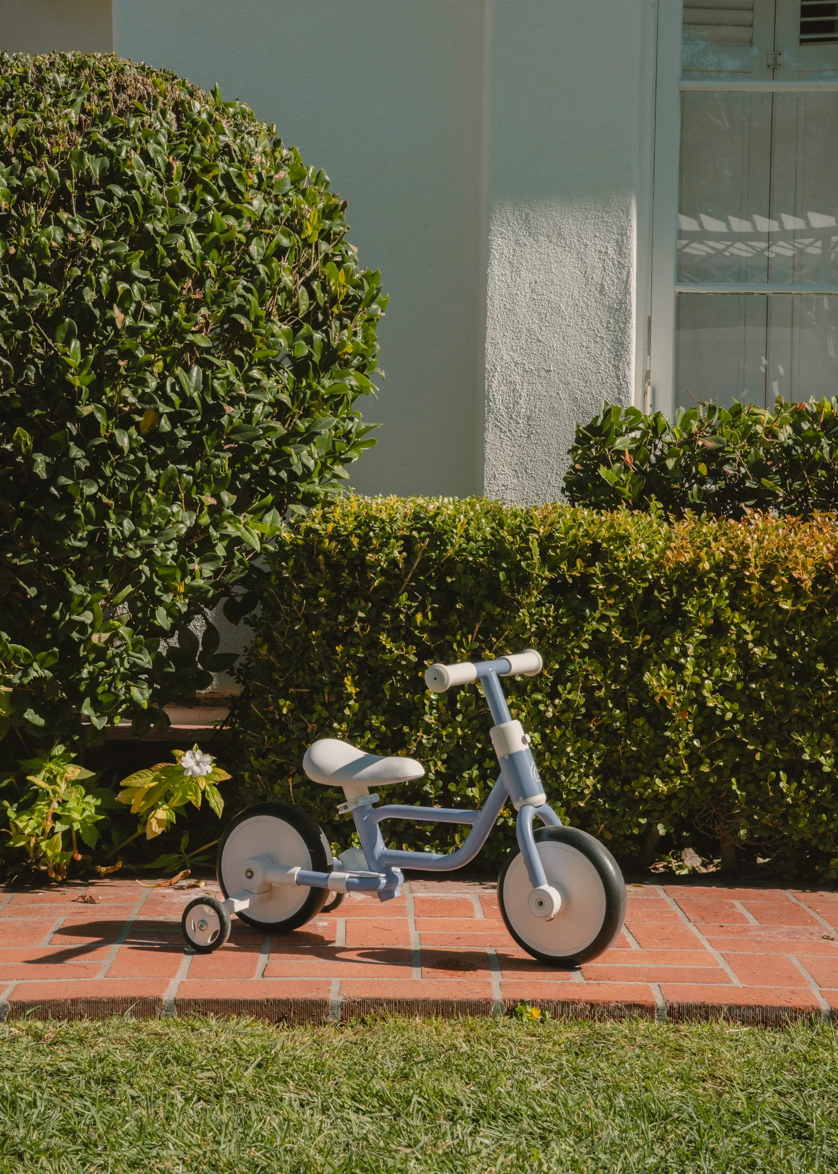 Coco Village 4-in-1 Tricycle with Push Handle & Training Wheels - Ocean - Image 4