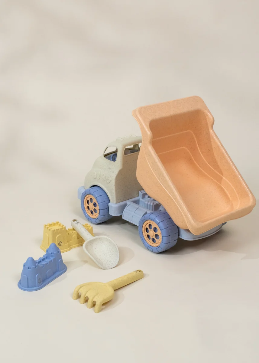Coco Village Oversized 5-Piece Wheat Straw Sand Toy Set – Dump Truck & Accessories - Image 5