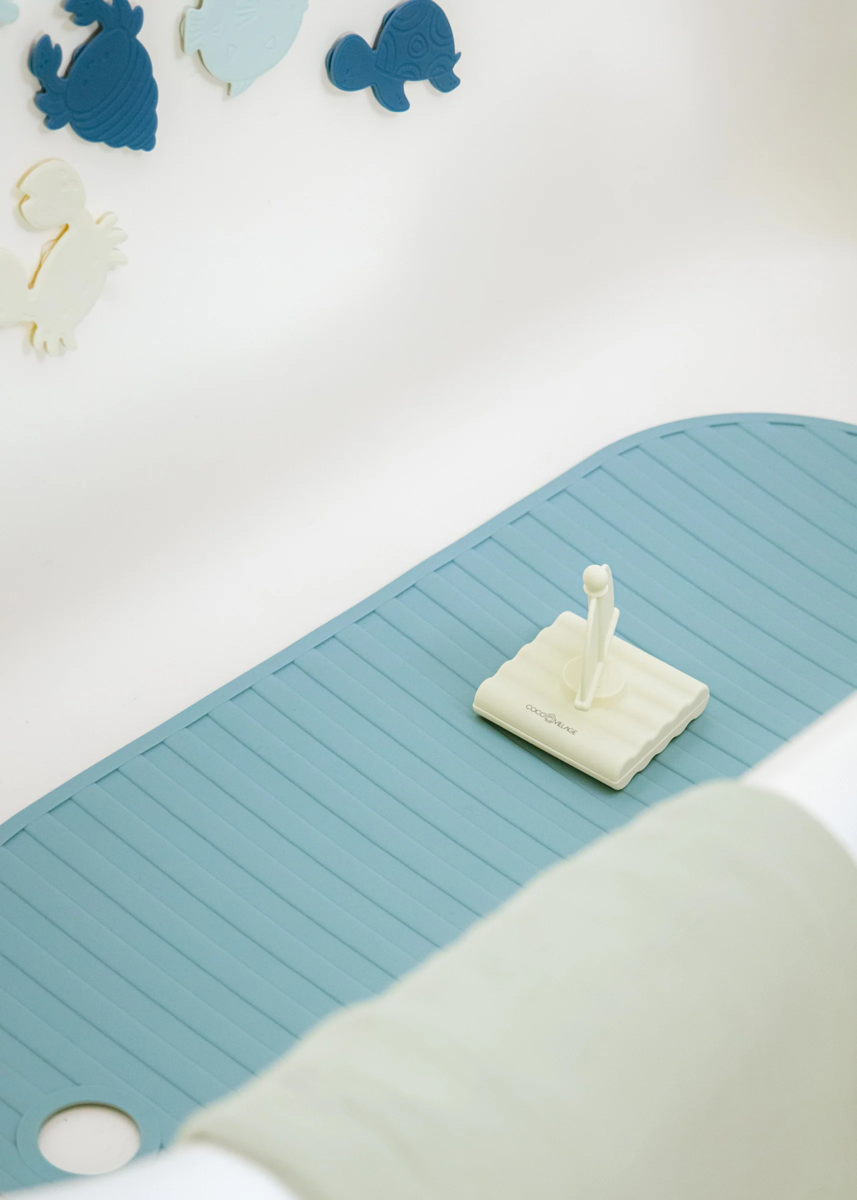 Coco Village Non-Slip Silicone Bathtub Mat - Cumulus - Image 10