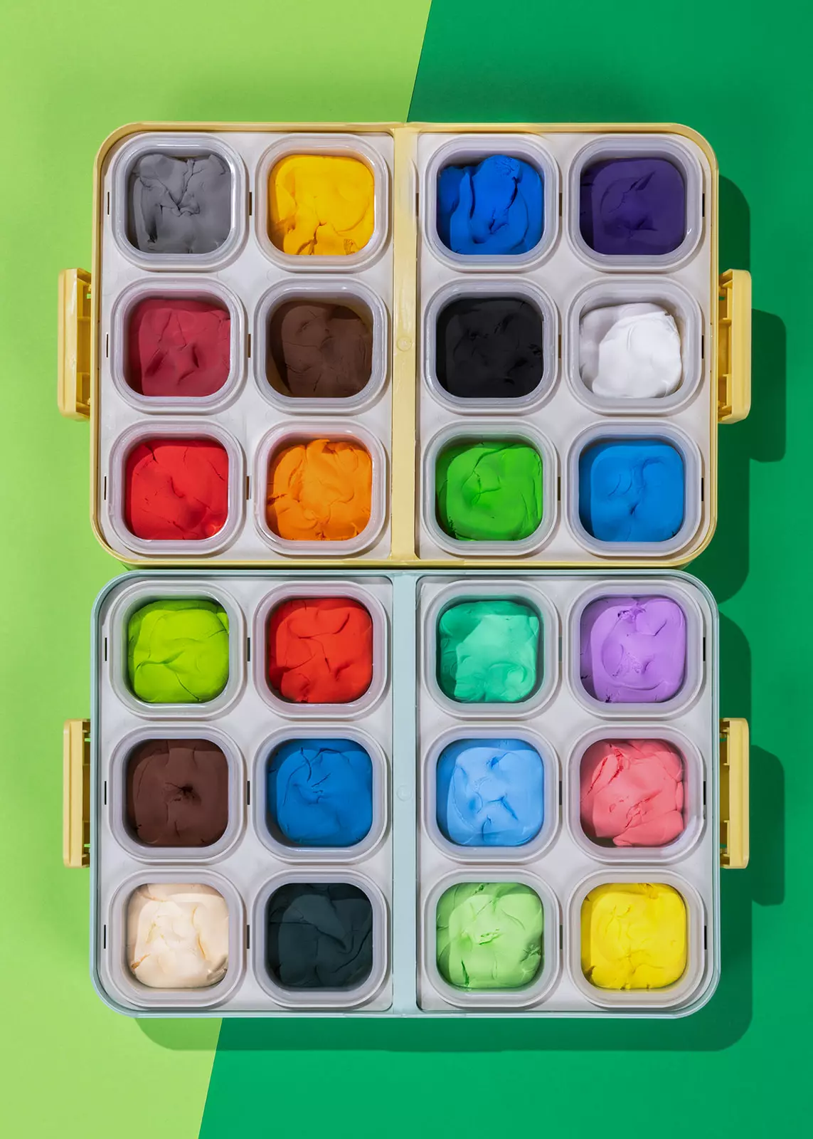 Coco Village Modeling Clay Set - 24 colors - Image 4