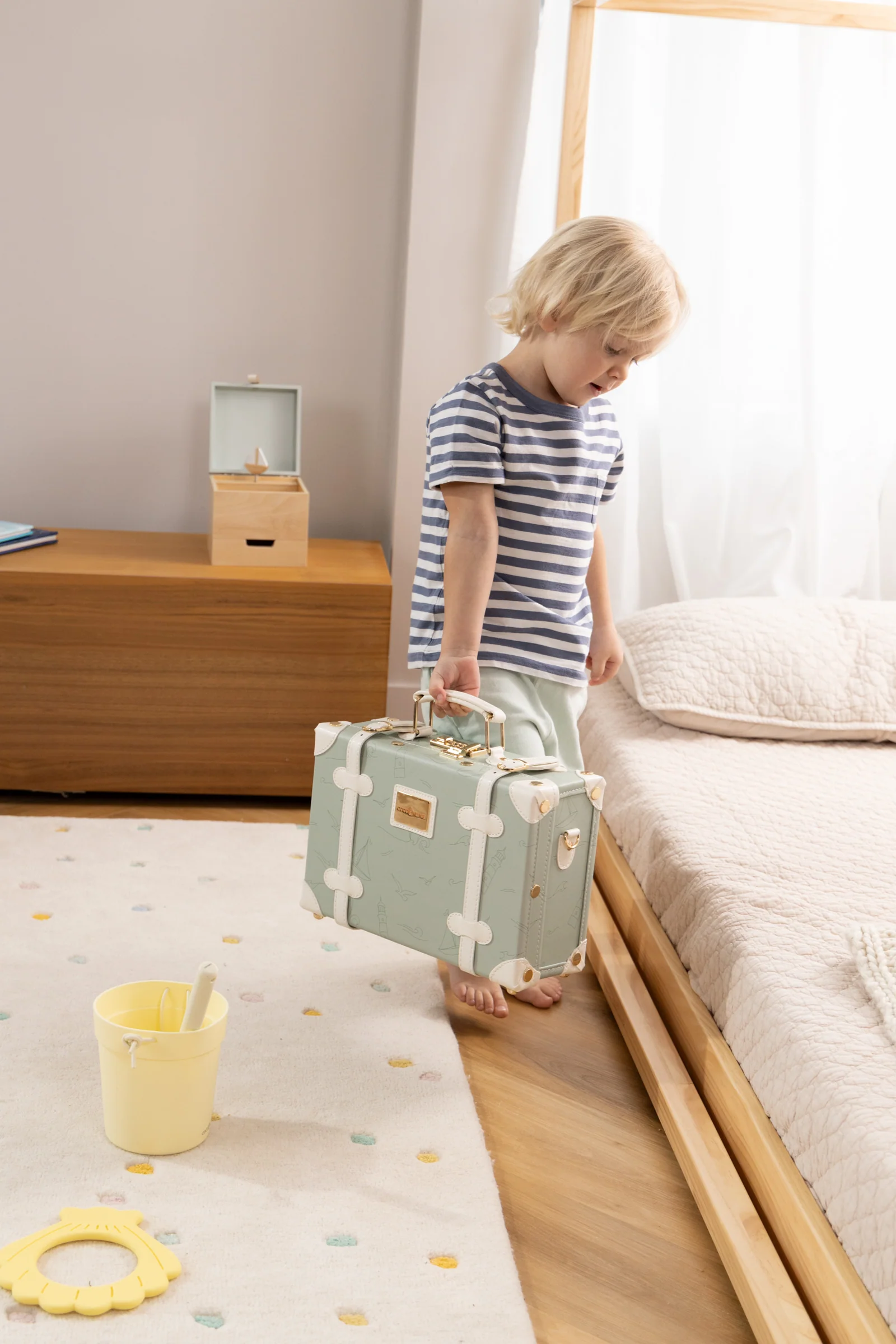 Coco Village Vegan Leather Play Suitcase - Ocean - Image 5