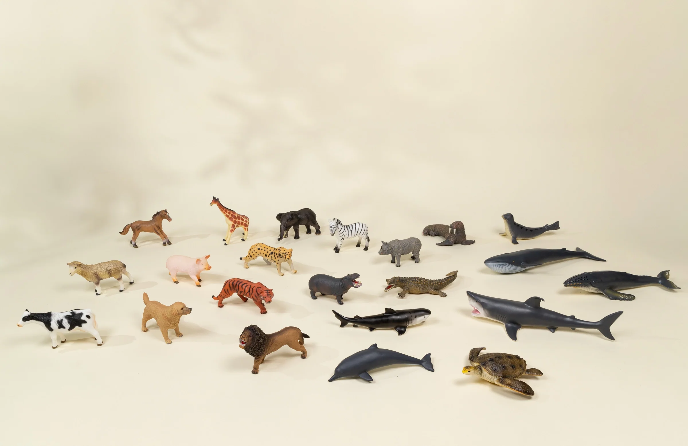 Coco Village Large Sea Life Animal Play Figurine – Blue Whale - Image 4