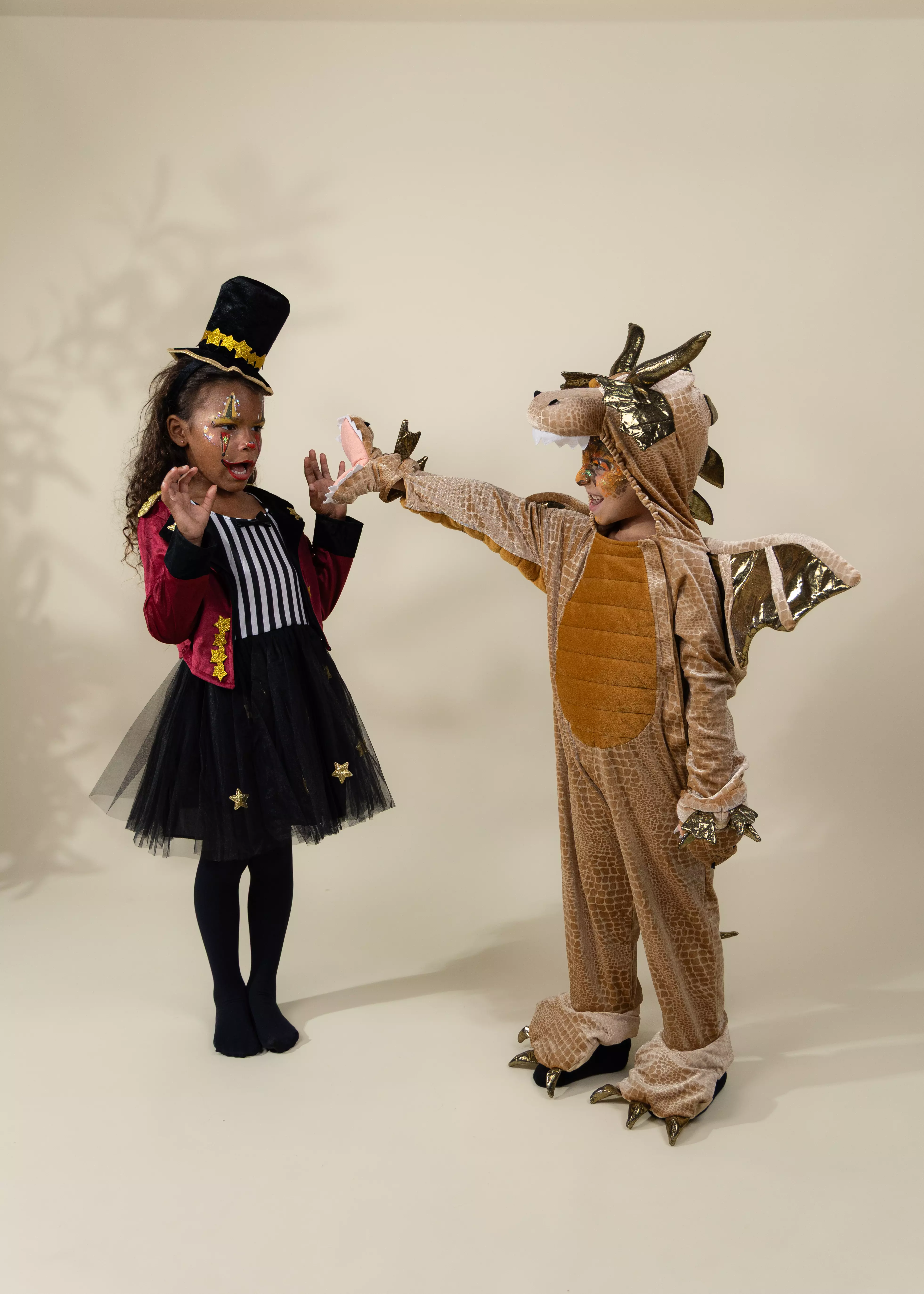 Coco Village Circus Master Costume - 5-6Y - Image 16