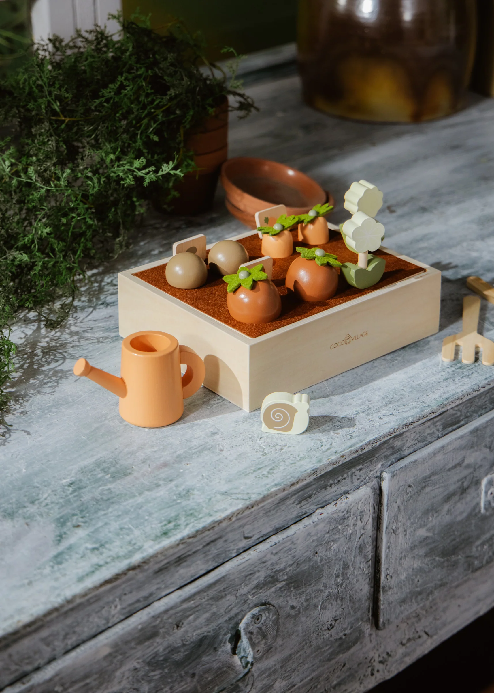 Coco Village Wooden Gardening Playset and Accessories - Image 4