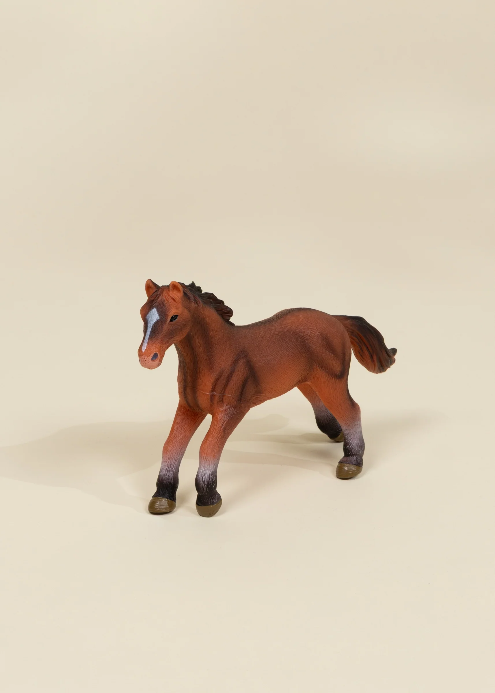 Coco Village Large Farm Animal Play Figurine – Horse