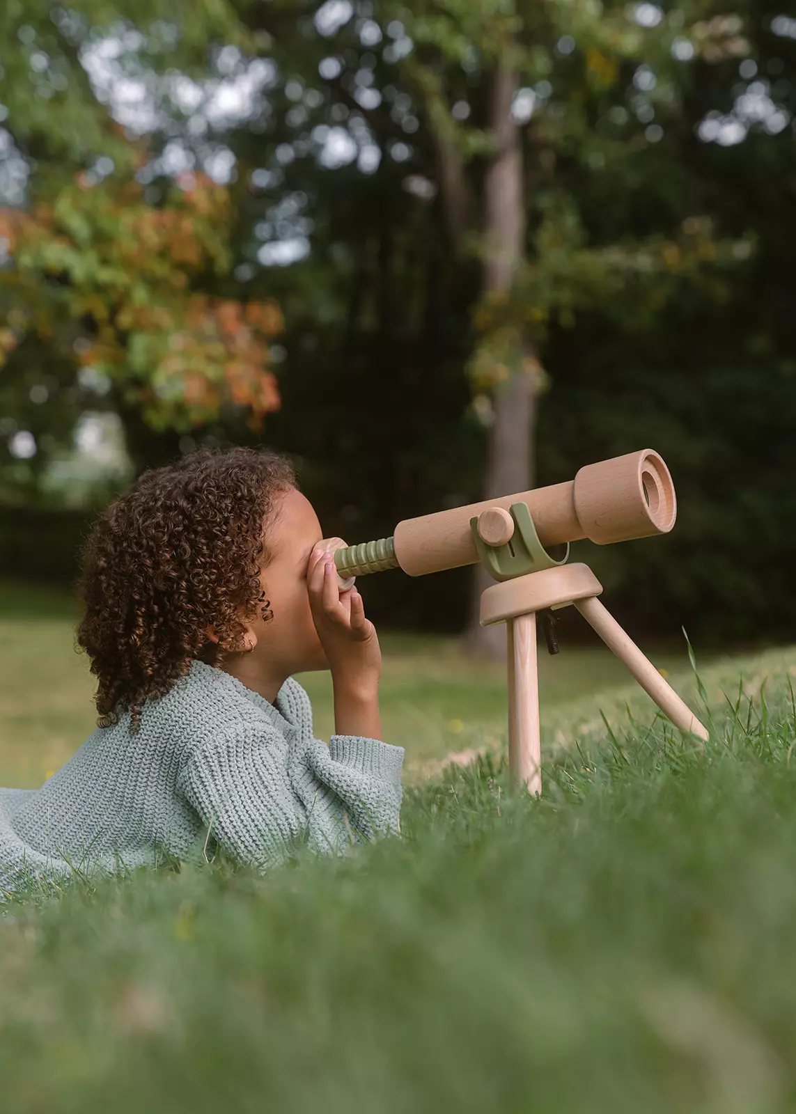 Coco Village Wooden Tripod Telescope – 15x Zoom - Image 2