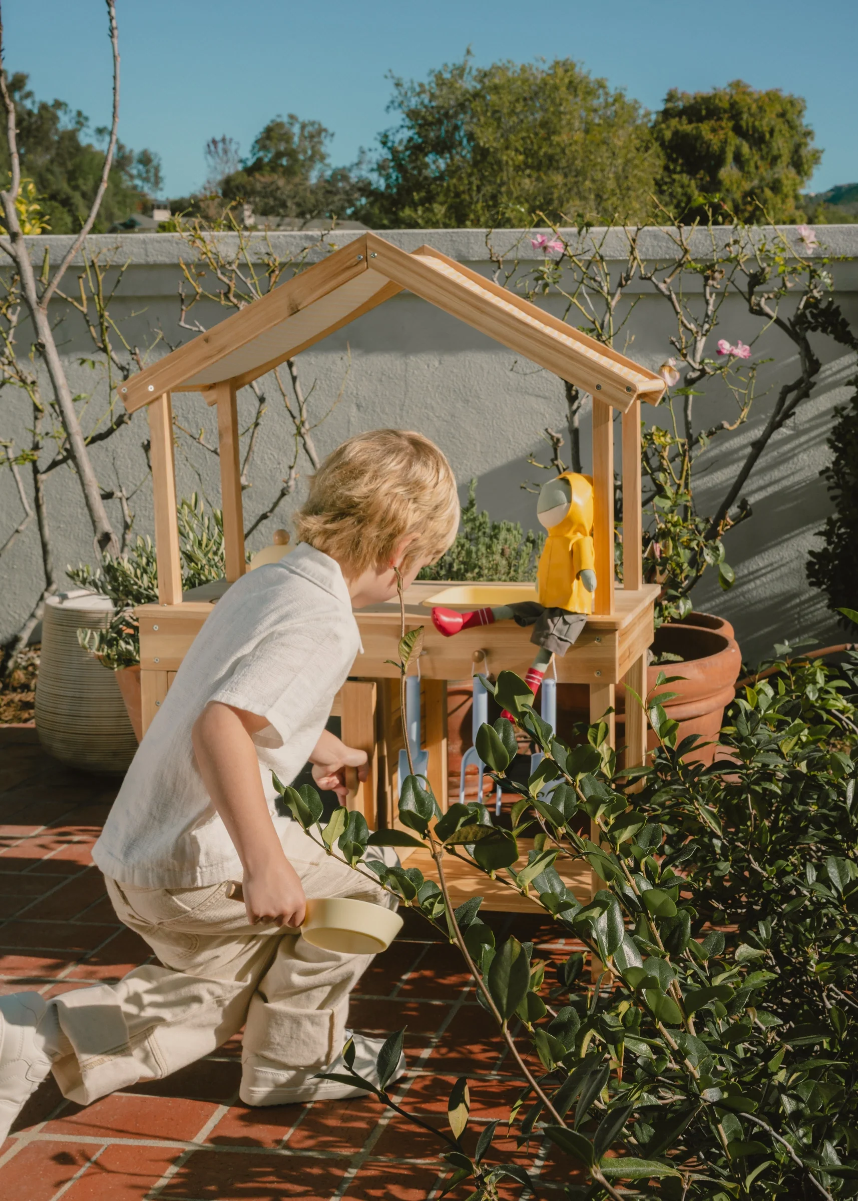 Coco Village Wooden Outdoor Play Kitchen - Image 8