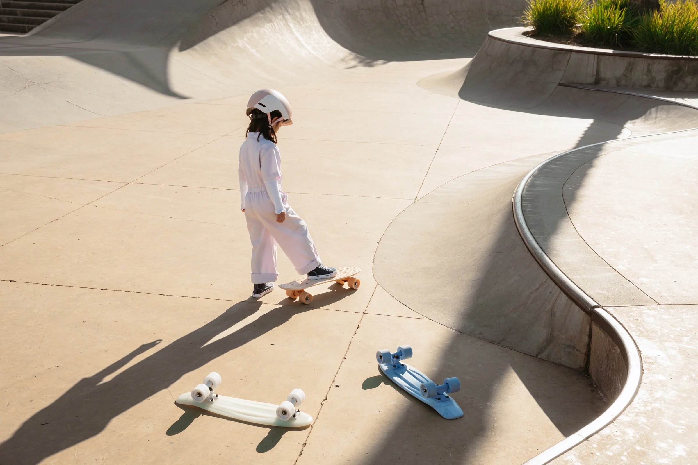 Coco Village Kids’ Pintail Cruiser Skateboard–Glow in the Dark - Image 8