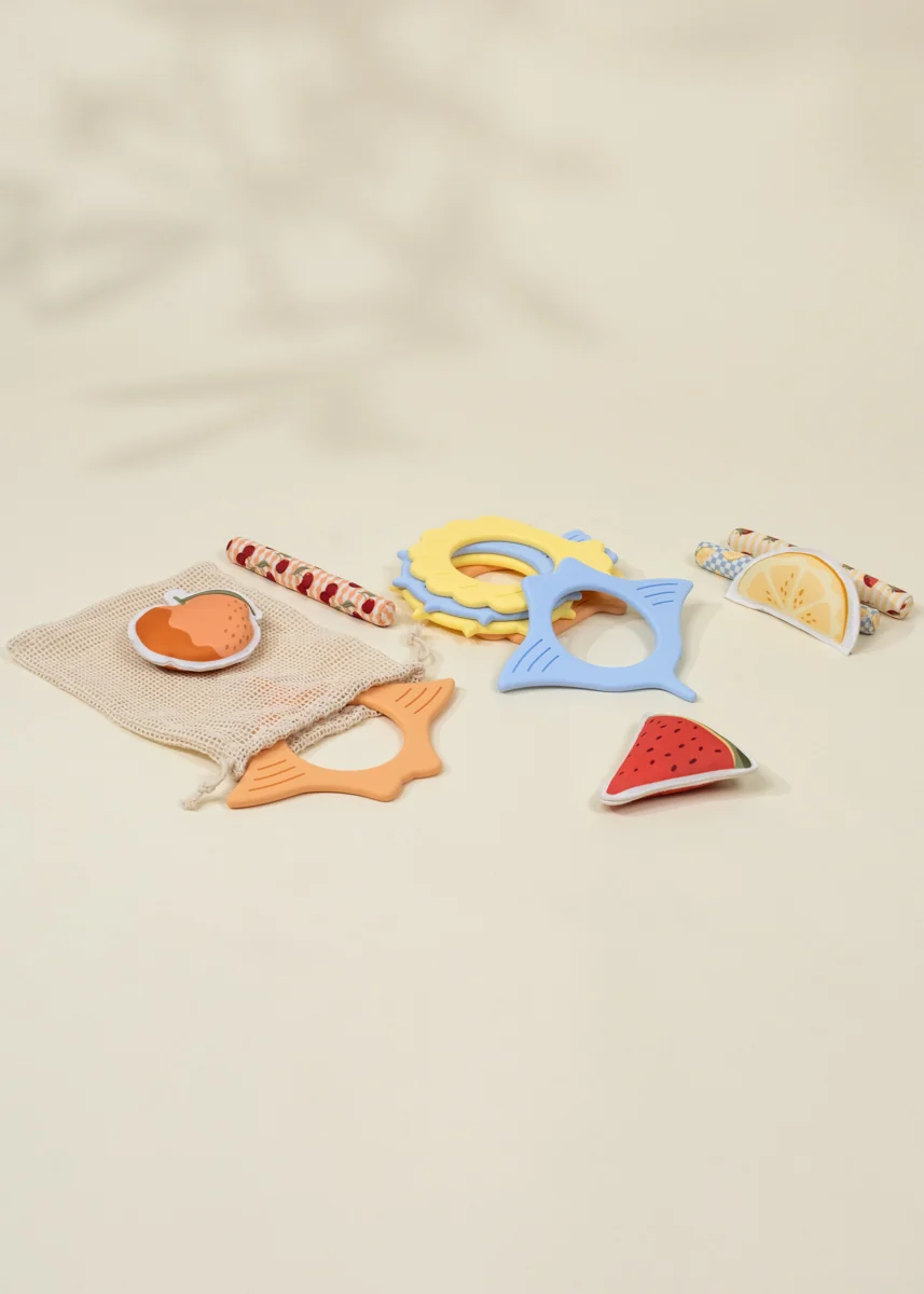 Coco Village Set of 3 Neoprene Diving Figures – Summer Fruits - Image 4