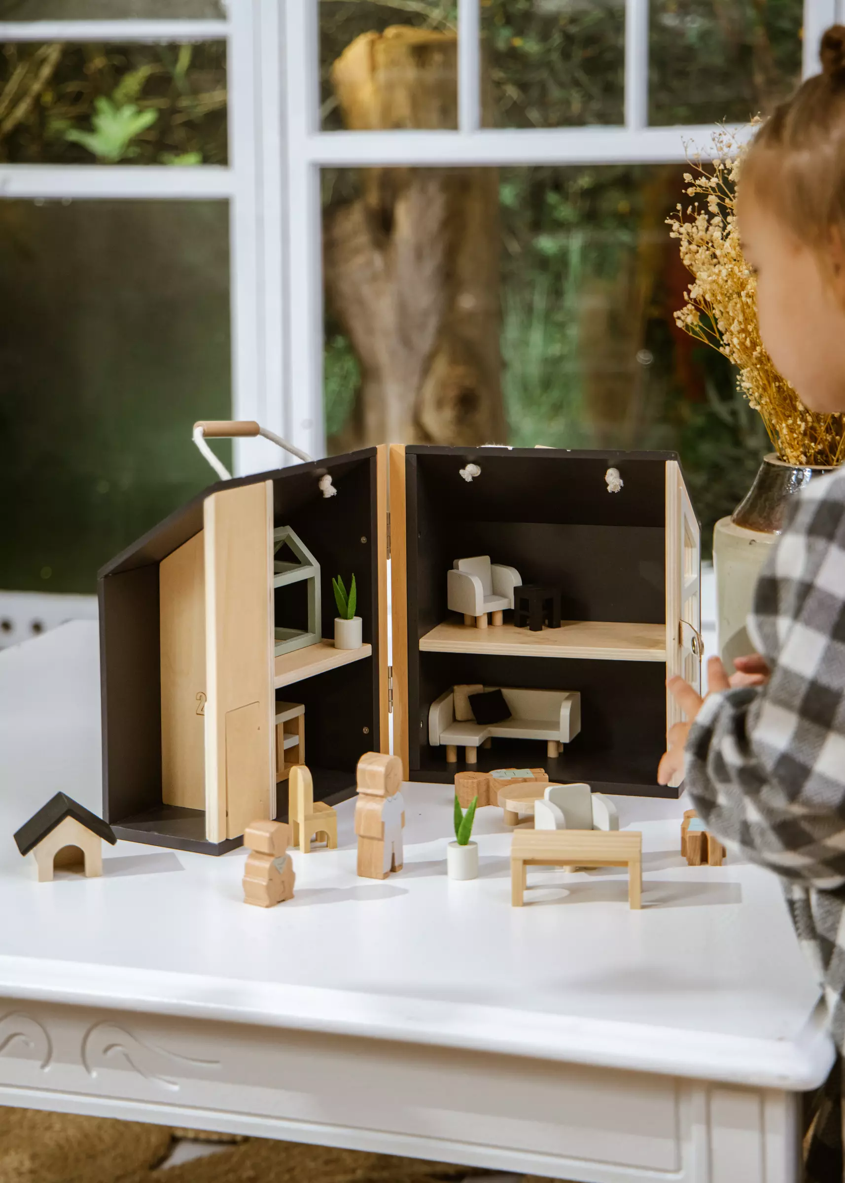 Coco Village Wooden Doll House To Go - Image 11