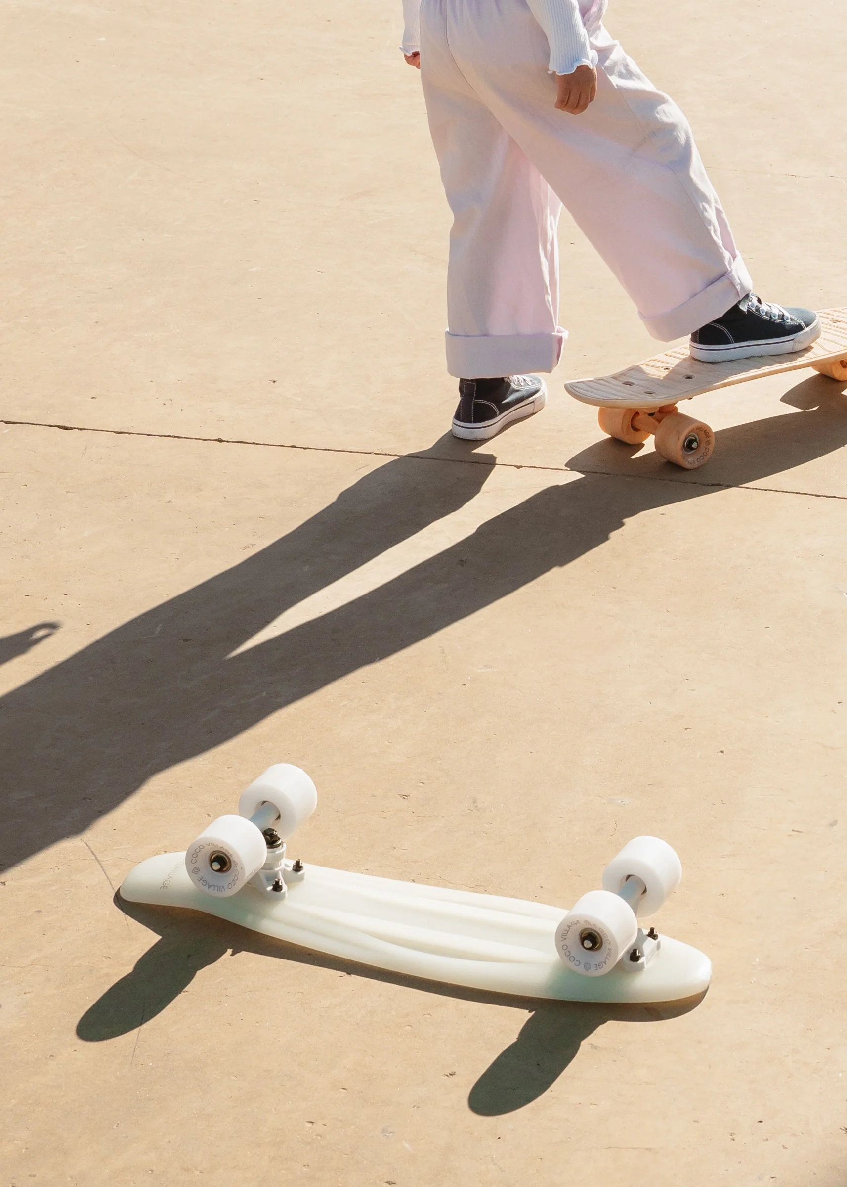 Coco Village Kids’ Pintail Cruiser Skateboard–Glow in the Dark - Image 2