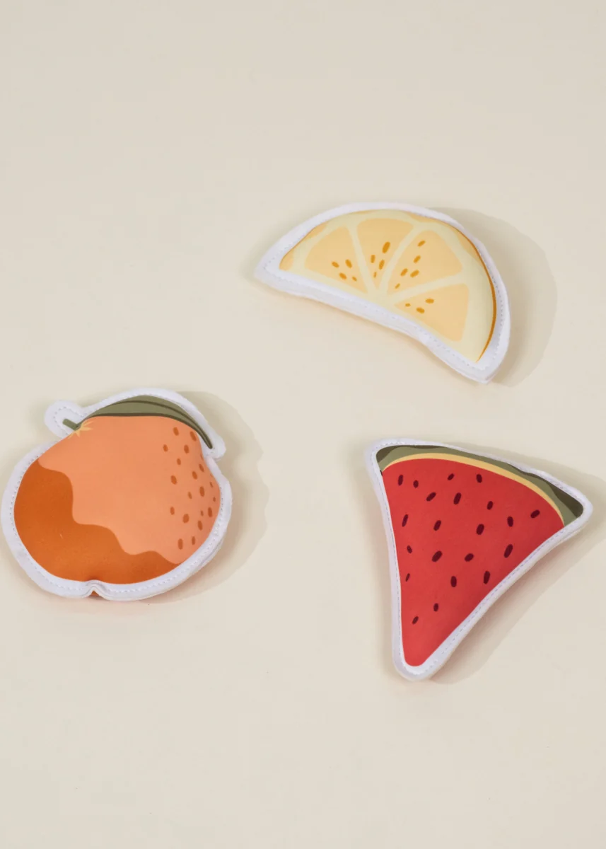 Coco Village Set of 3 Neoprene Diving Figures – Summer Fruits - Image 5