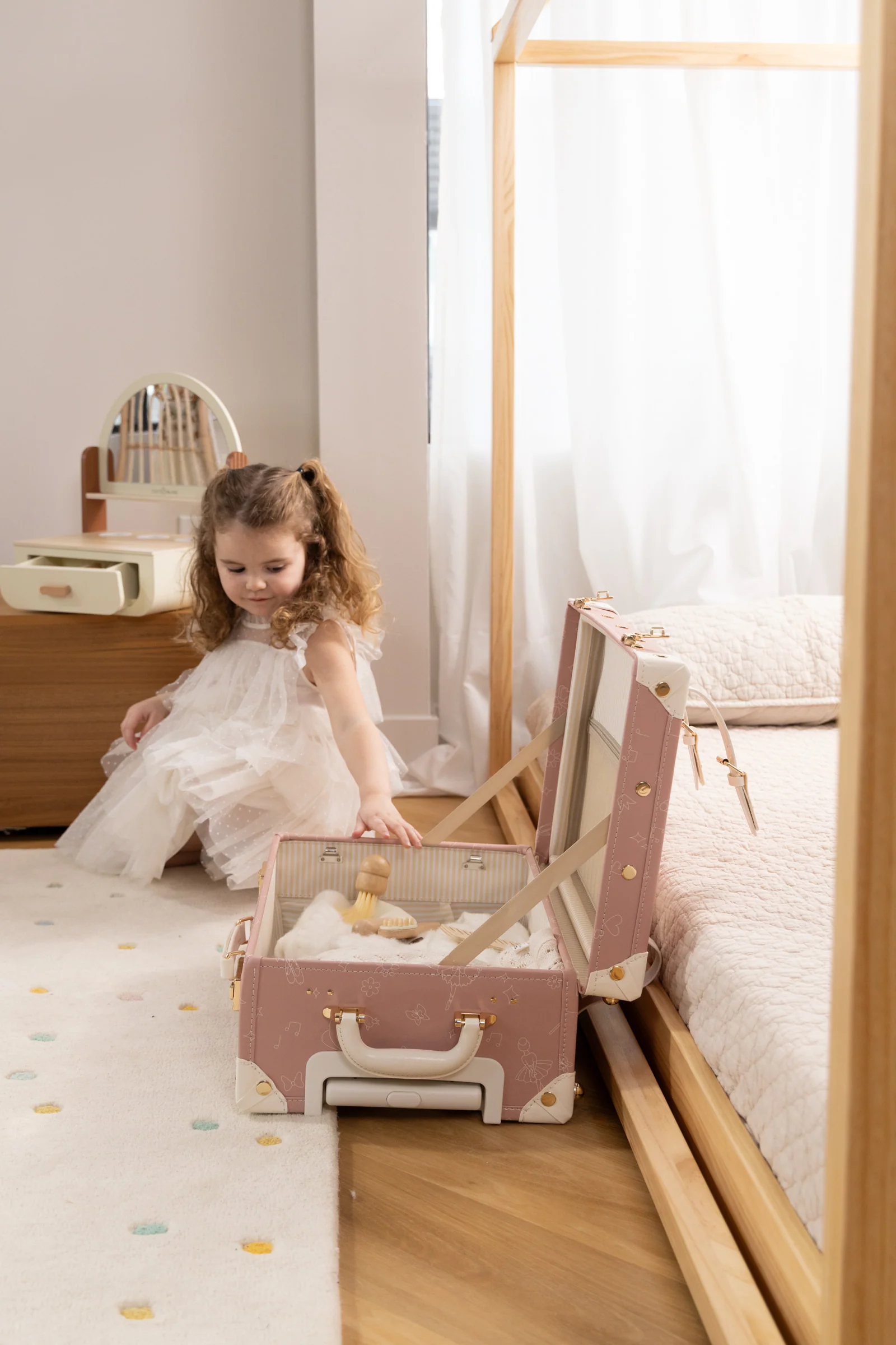 Coco Village Vegan Leather Carry-On Suitcase - Ballerina - Image 10