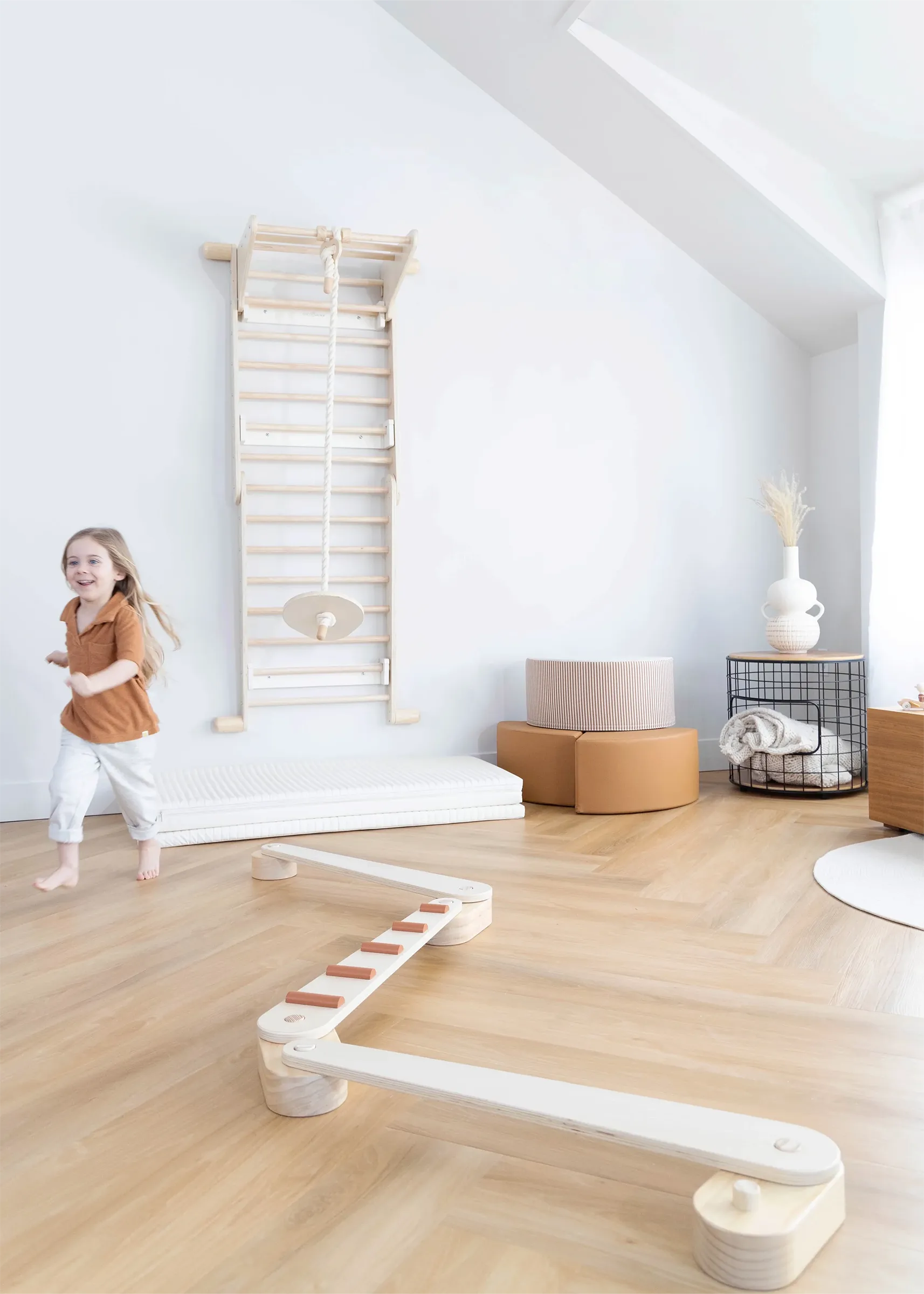 Coco Village Montessori 2-in-1 Triangle & Wall Climber - Image 9