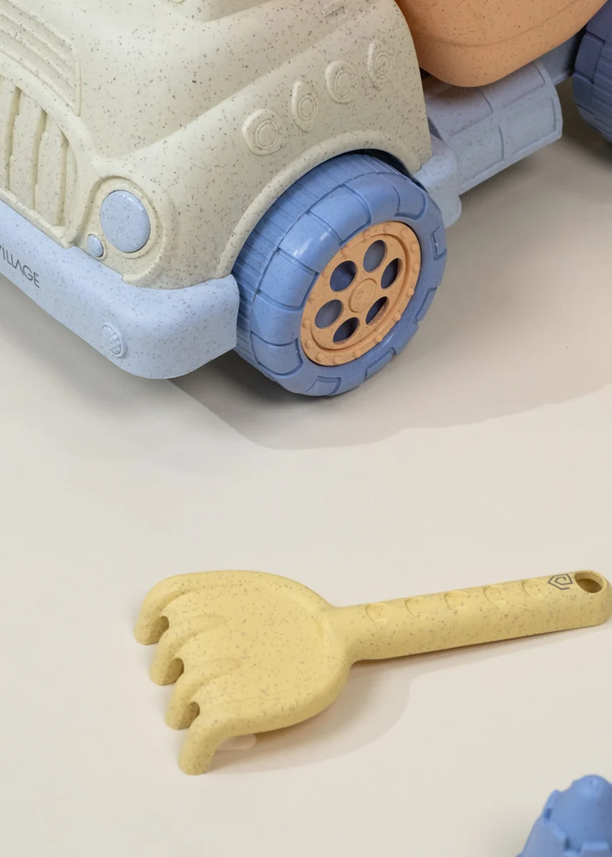 Coco Village Oversized 5-Piece Wheat Straw Sand Toy Set – Dump Truck & Accessories - Image 4
